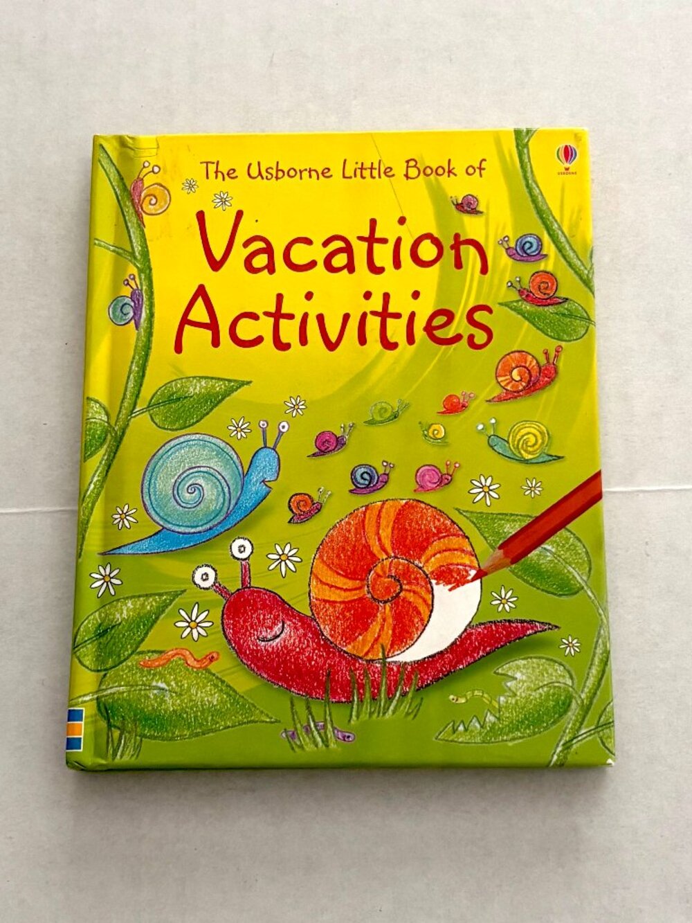 The Usborne Little Book of Vacation Activities